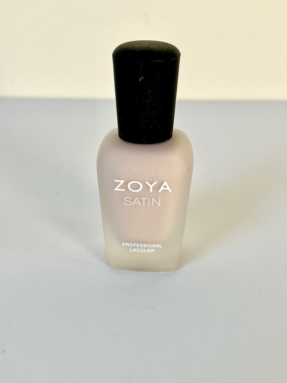 NEW Zoya “Ana” - RARE Retired Shade - Picture 10 of 12